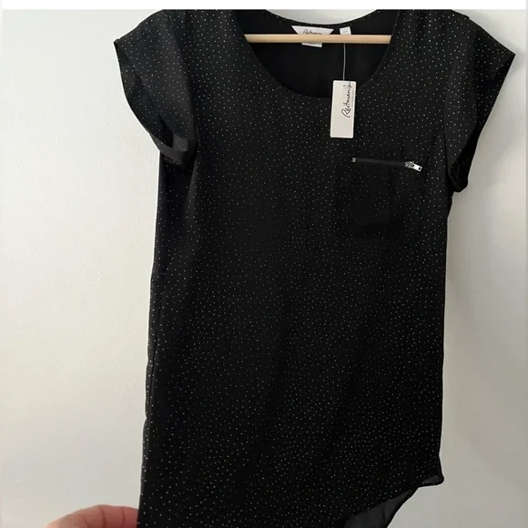 NWT Reitmans Black Cap Sleeve sequin blouse small PTP 19inch - Picture 3 of 7
